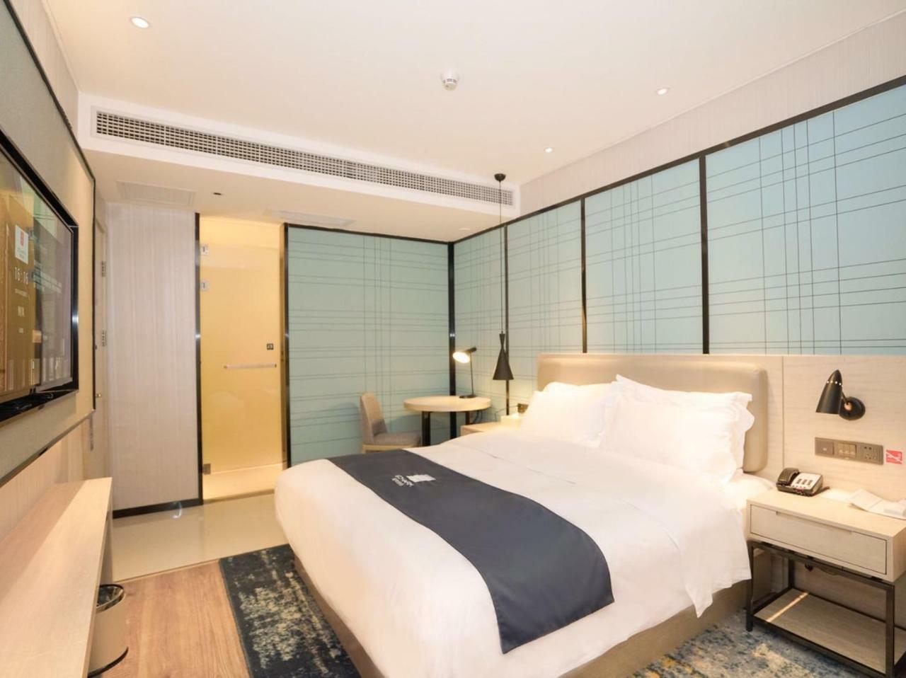 Echarm International Hotel Canton Tower Pazhou Convention And Exhibition Center Lujiang Subway Metro Branch - Free Shuttle Bus To Canton Fair Complex During Canton Fair Period Buitenkant foto